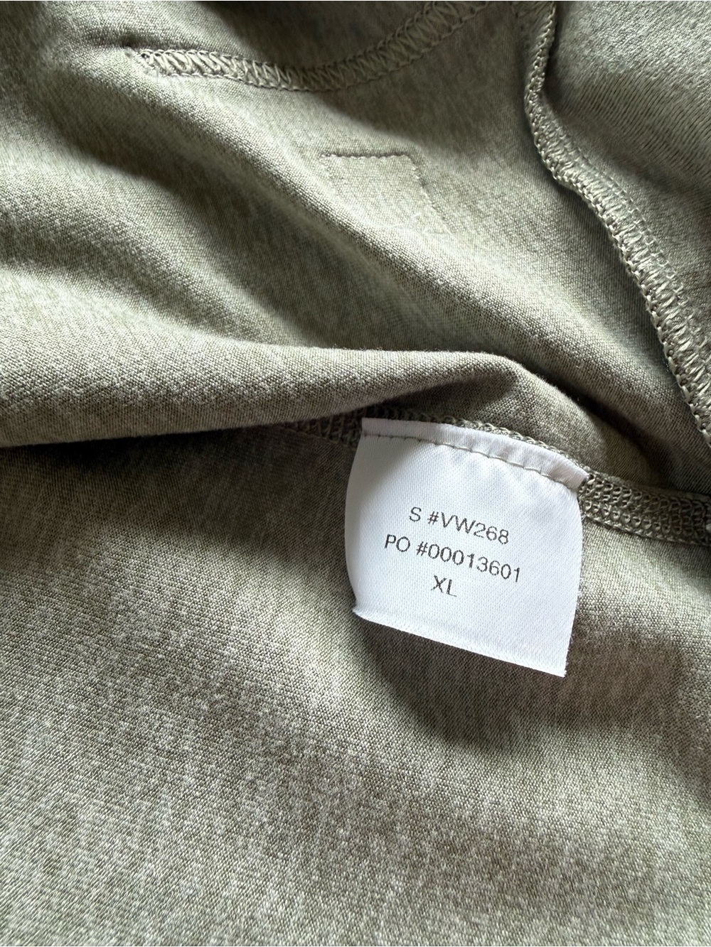 Vuori Halo Performance Hoodie Size XL - Picture 8 of 10